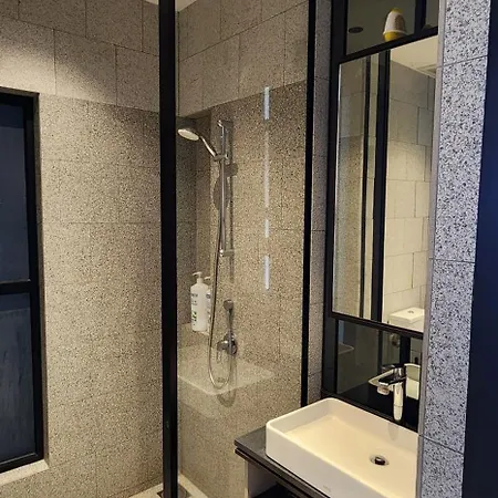 The Scarletz By Rsr Apartment Kuala Lumpur Exterior photo